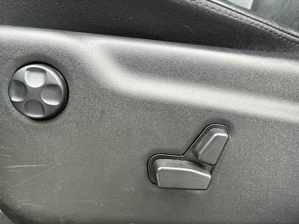 Thumbnail: 2022 Jeep Grand Cherokee - 20