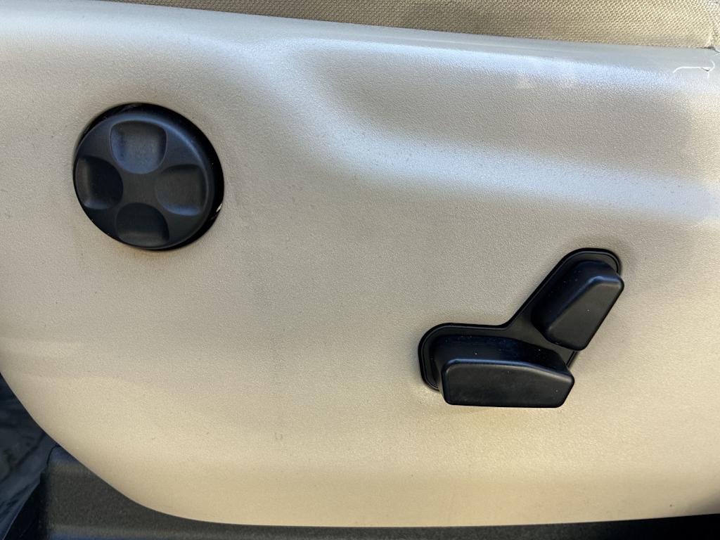 Thumbnail: 2014 Jeep Grand Cherokee - 20