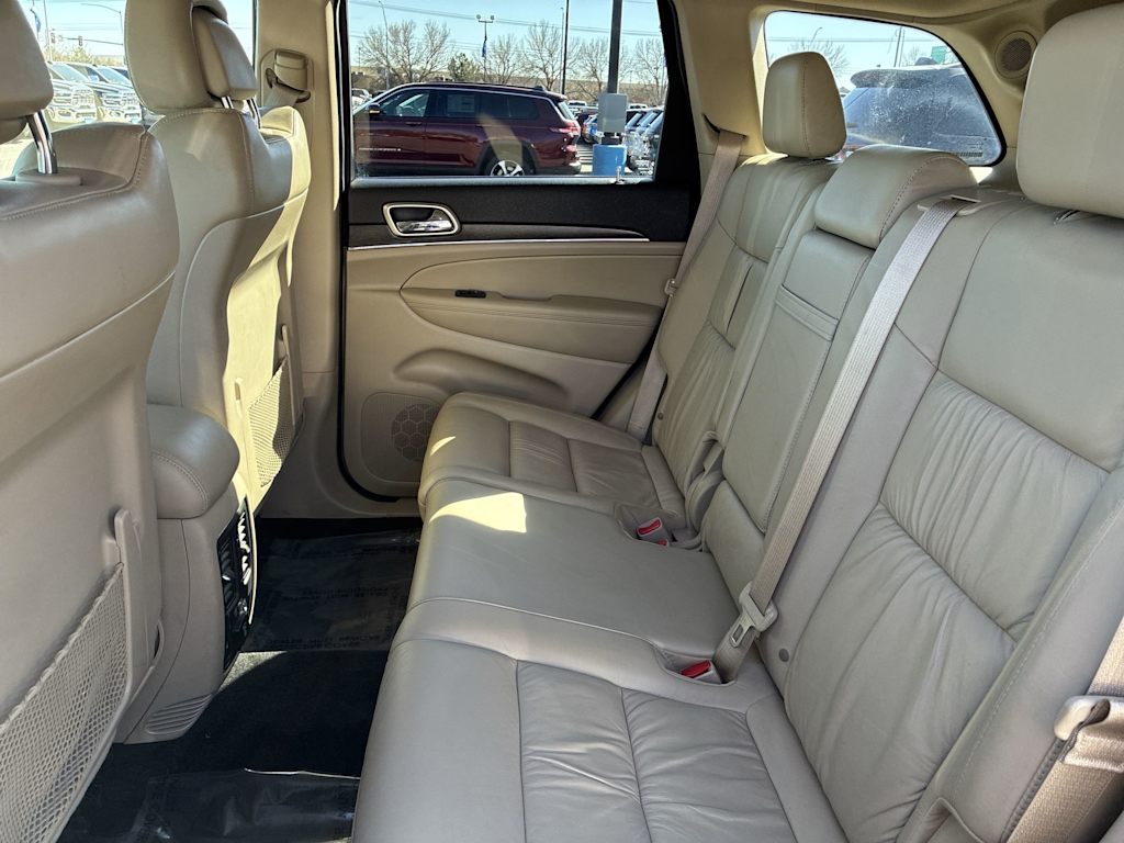 Thumbnail: 2014 Jeep Grand Cherokee - 11