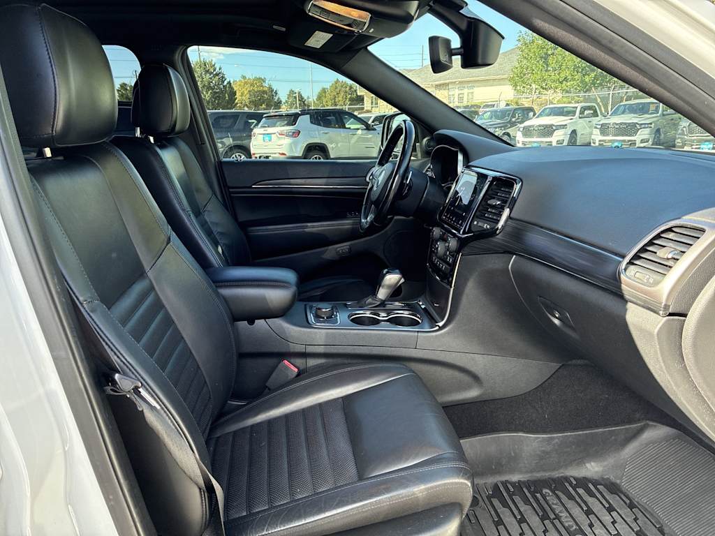 Thumbnail: 2020 Jeep Grand Cherokee - 10