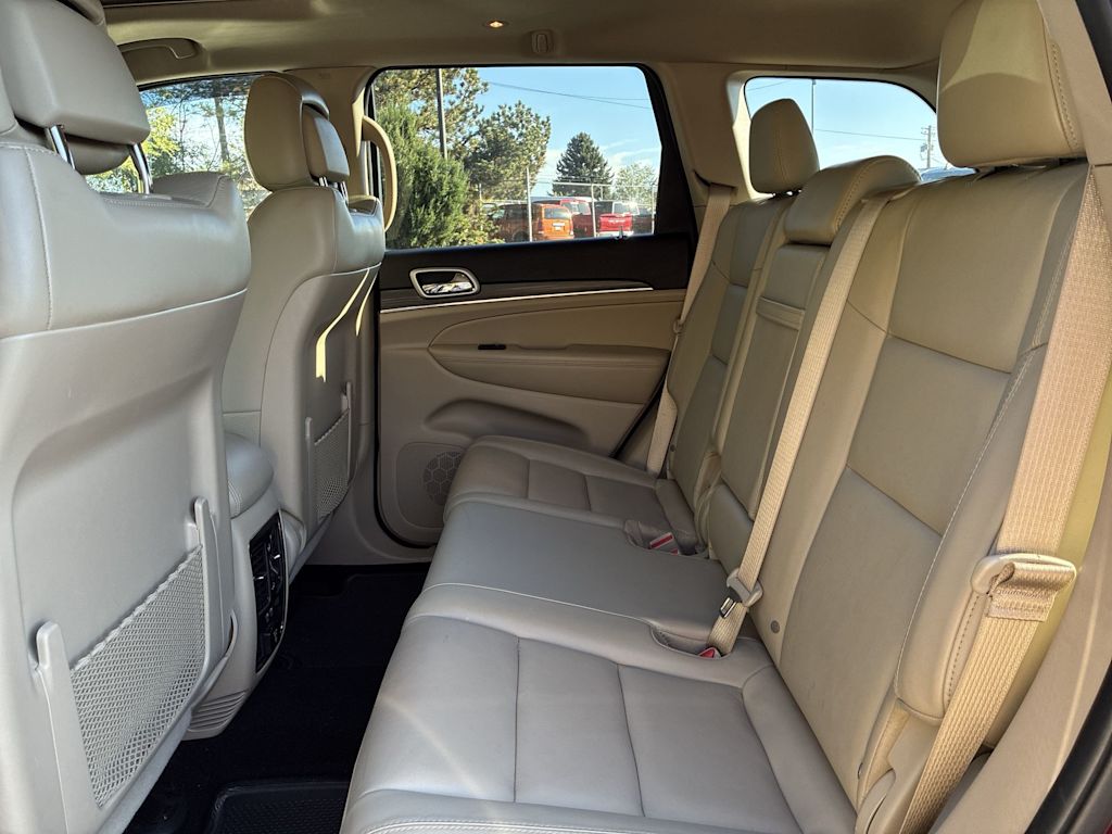 Thumbnail: 2020 Jeep Grand Cherokee - 10