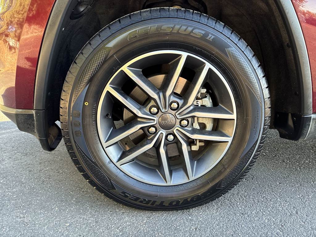 Thumbnail: 2020 Jeep Grand Cherokee - 6