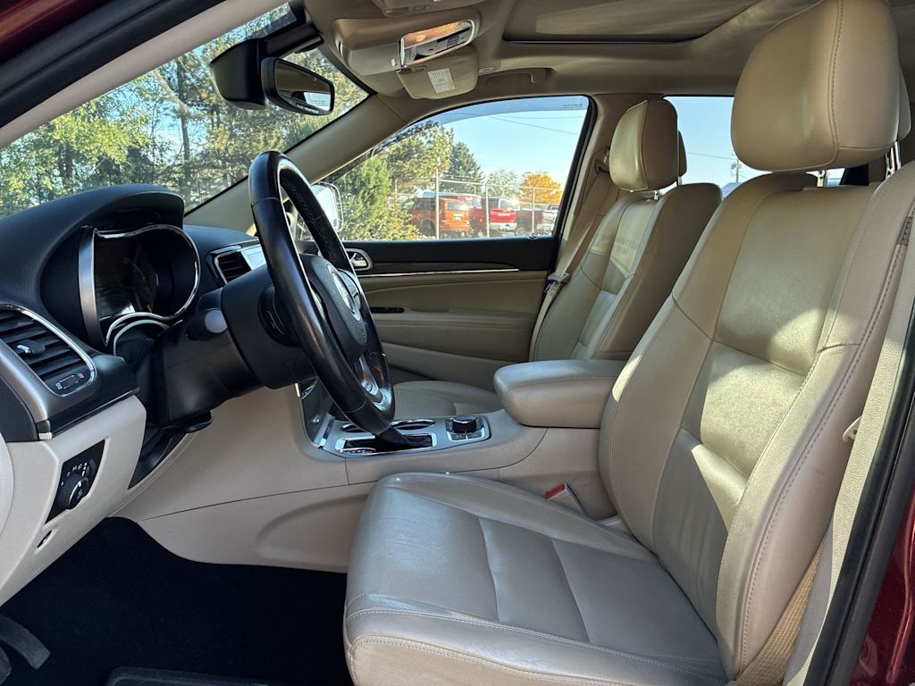 Thumbnail: 2020 Jeep Grand Cherokee - 8