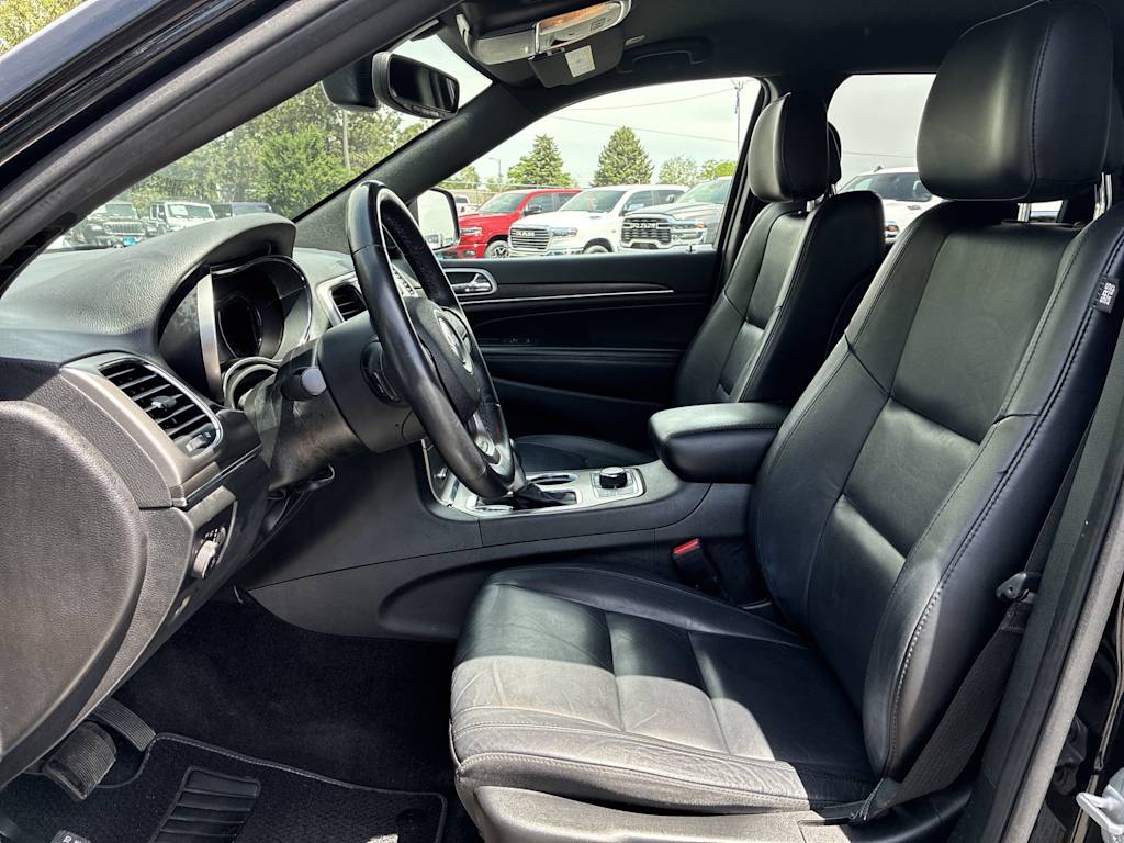 Thumbnail: 2018 Jeep Grand Cherokee - 8