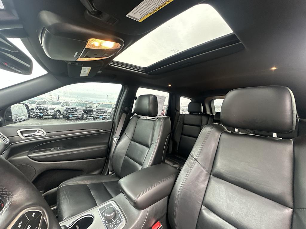 Thumbnail: 2022 Jeep Grand Cherokee - 21