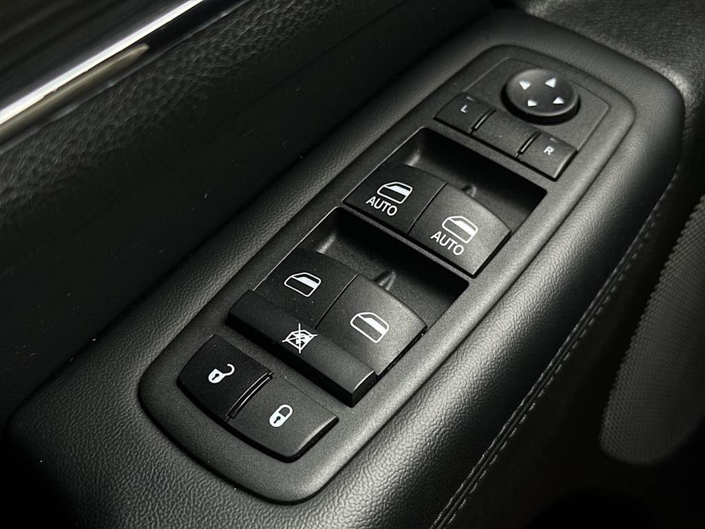 Thumbnail: 2022 Jeep Grand Cherokee - 20