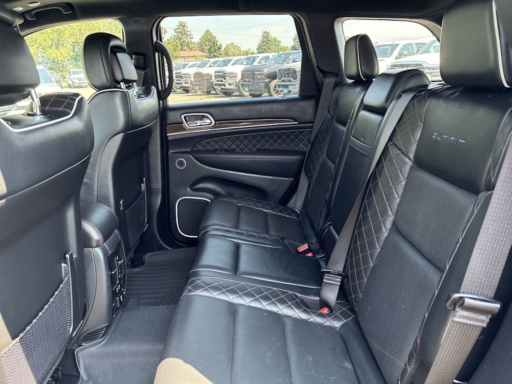 Thumbnail: 2020 Jeep Grand Cherokee - 12