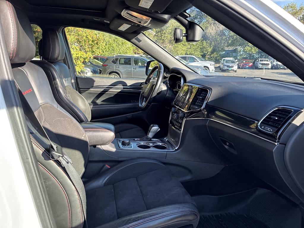 Thumbnail: 2020 Jeep Grand Cherokee - 9