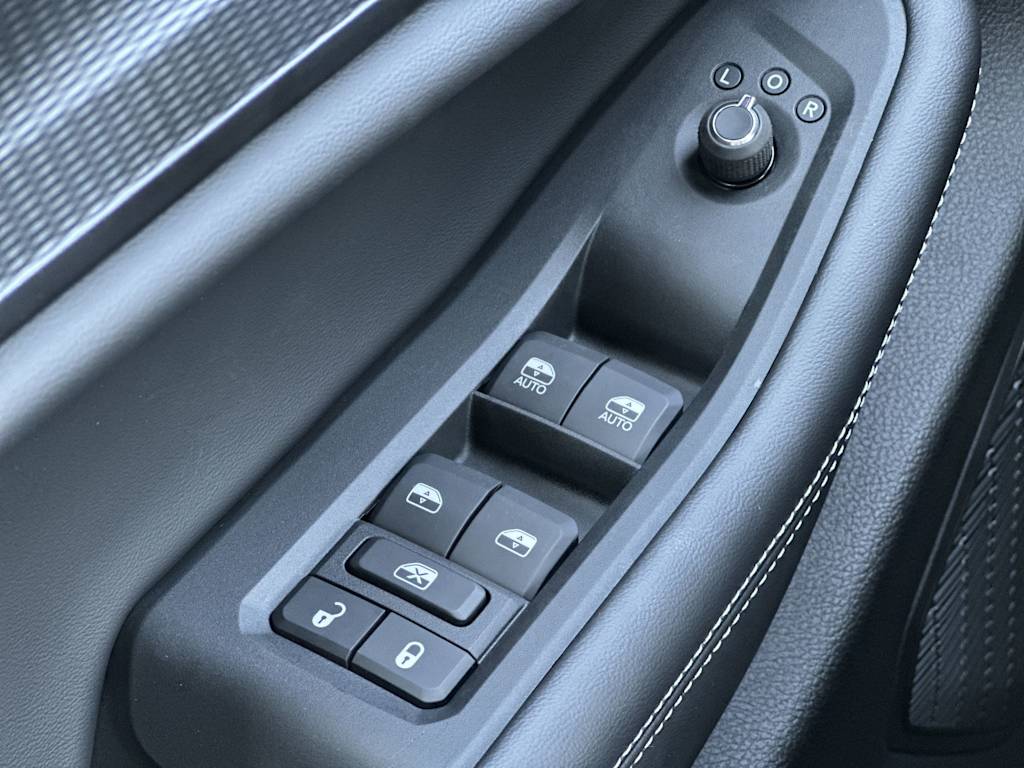 Thumbnail: 2025 Jeep Grand Cherokee - 20