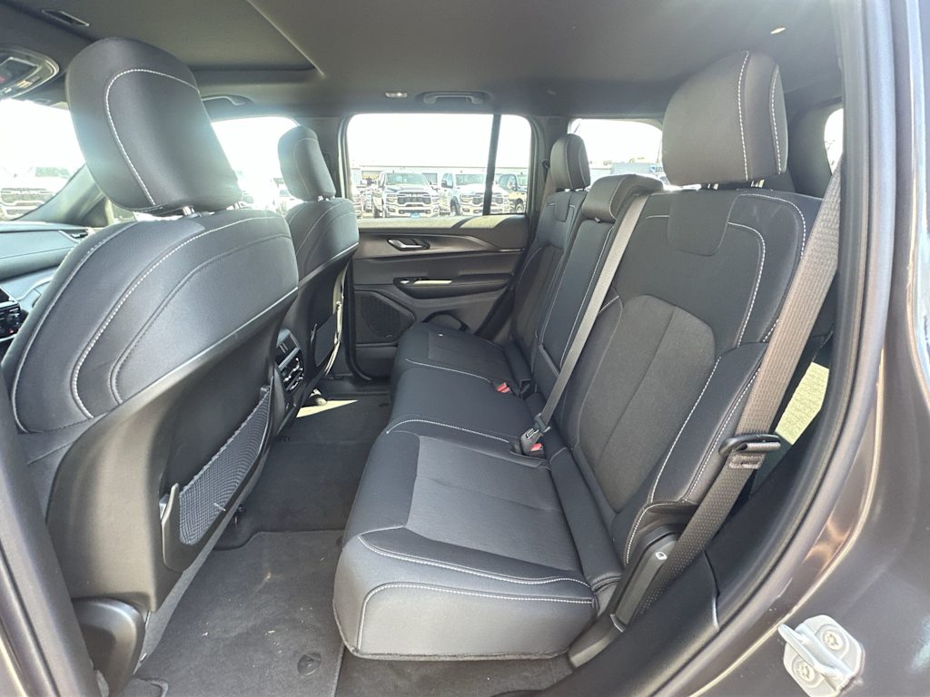 Thumbnail: 2025 Jeep Grand Cherokee - 9