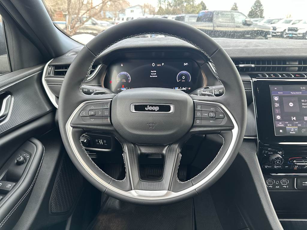 Thumbnail: 2025 Jeep Grand Cherokee - 2