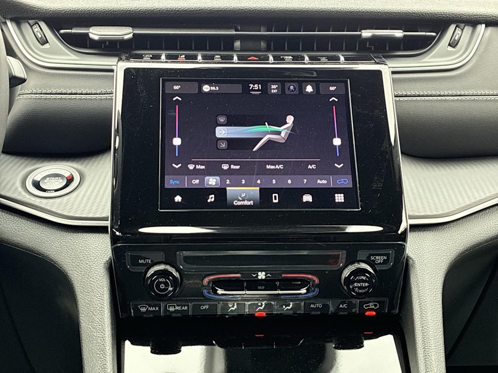 Thumbnail: 2026 Jeep Grand Cherokee - 22