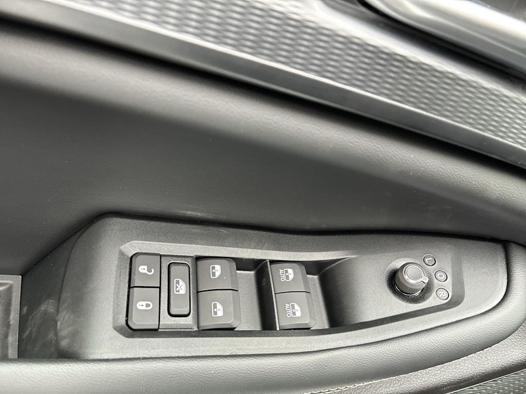 Thumbnail: 2026 Jeep Grand Cherokee - 21