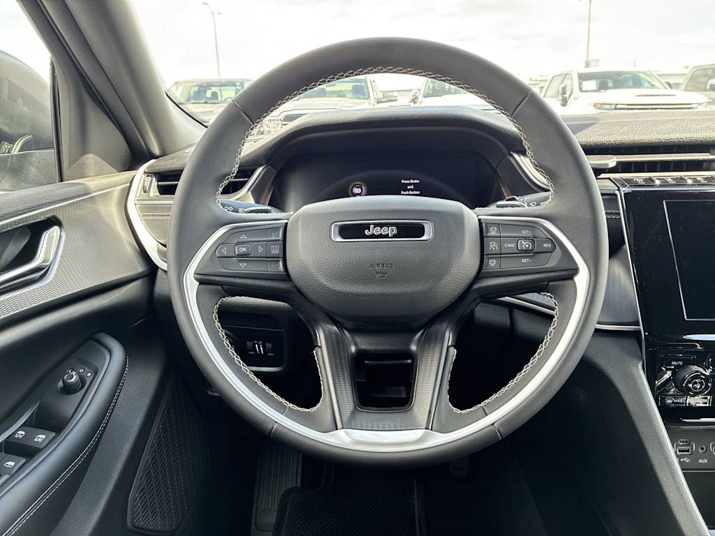 Thumbnail: 2026 Jeep Grand Cherokee - 2