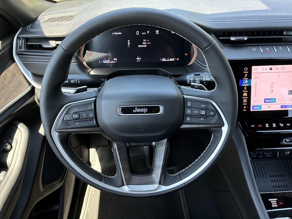 Thumbnail: 2026 Jeep Grand Cherokee - 2