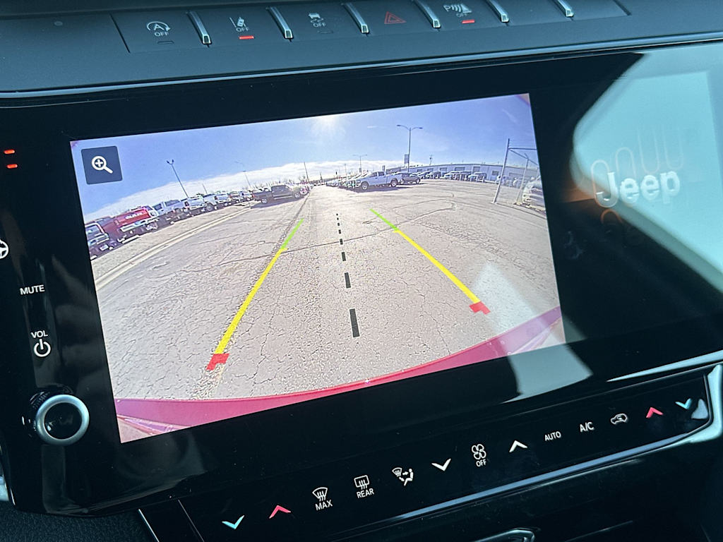 Thumbnail: 2026 Jeep Grand Cherokee - 24