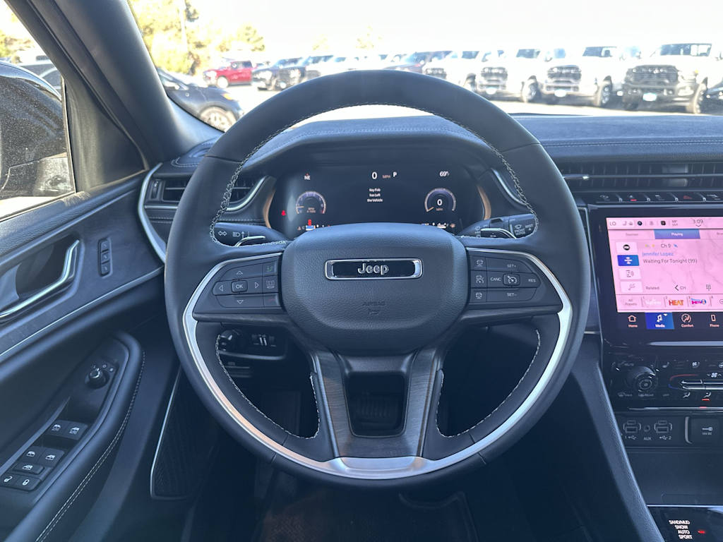 Thumbnail: 2025 Jeep Grand Cherokee - 2