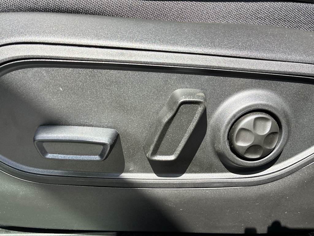 Thumbnail: 2026 Jeep Grand Cherokee - 19