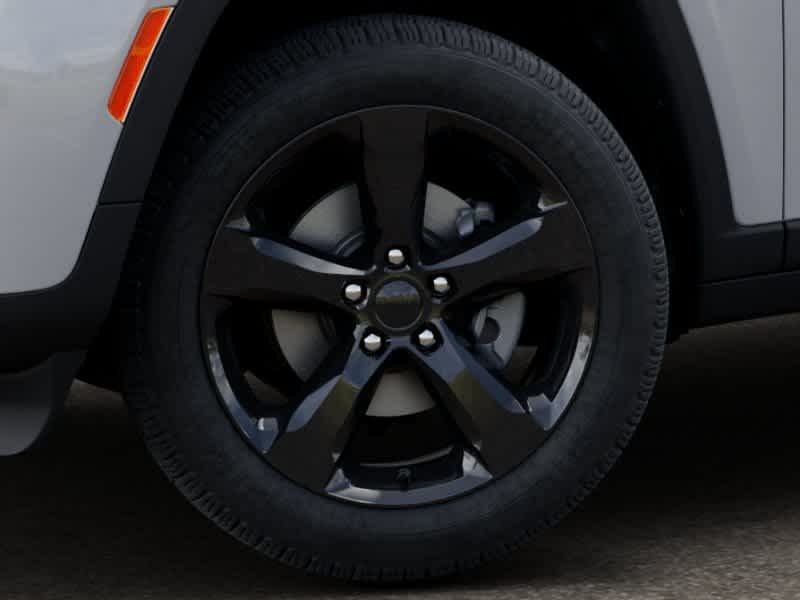 Thumbnail: 2026 Jeep Grand Cherokee - 5