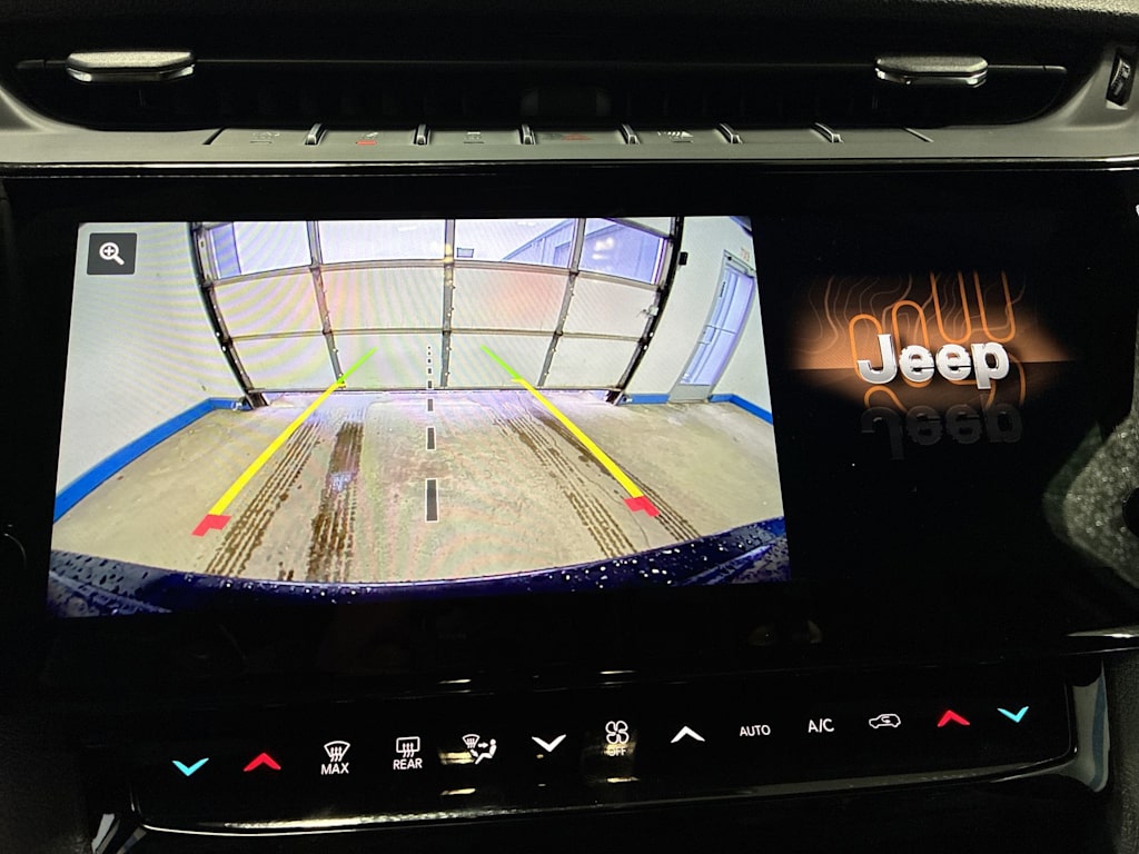 Thumbnail: 2026 Jeep Grand Cherokee - 25