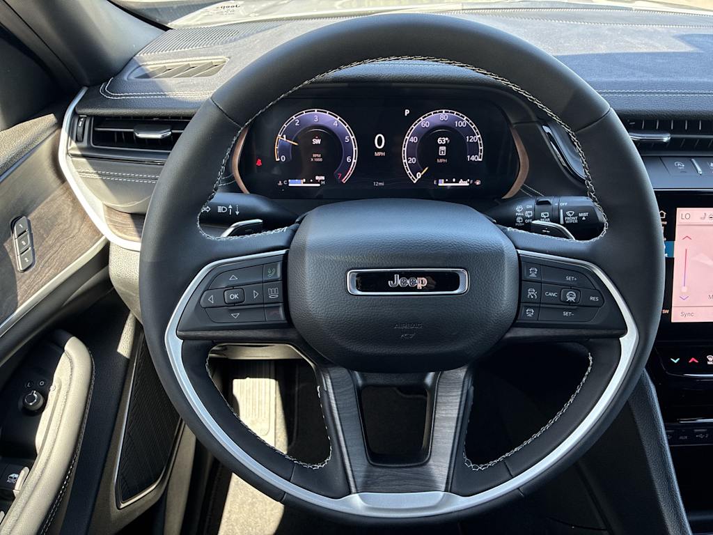 Thumbnail: 2026 Jeep Grand Cherokee - 2