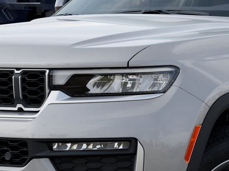 Thumbnail: 2026 Jeep Grand Cherokee - 10