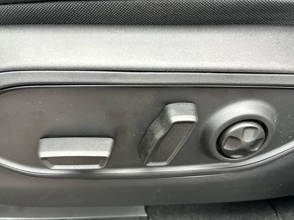 Thumbnail: 2026 Jeep Grand Cherokee - 19