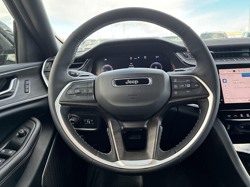 Thumbnail: 2026 Jeep Grand Cherokee - 2