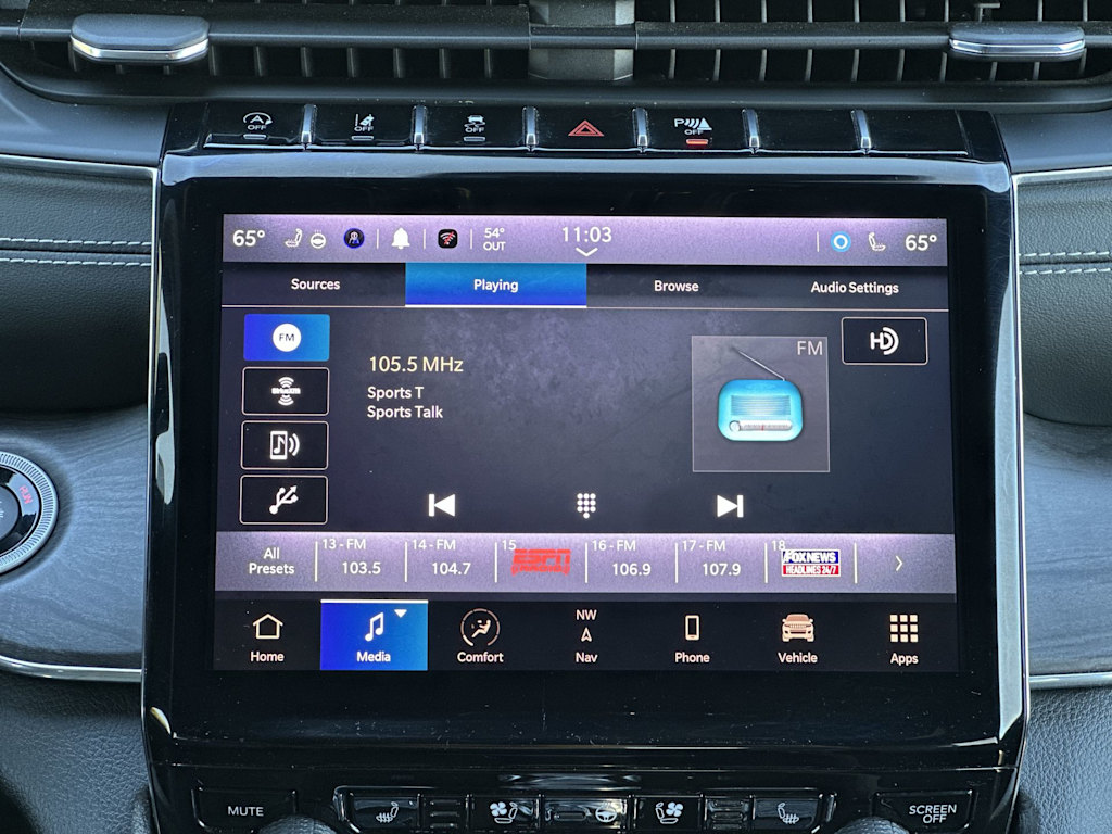 Thumbnail: 2023 Jeep Grand Cherokee - 10