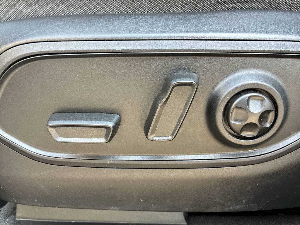2022 Jeep Grand Cherokee L Laredo - Photo 17