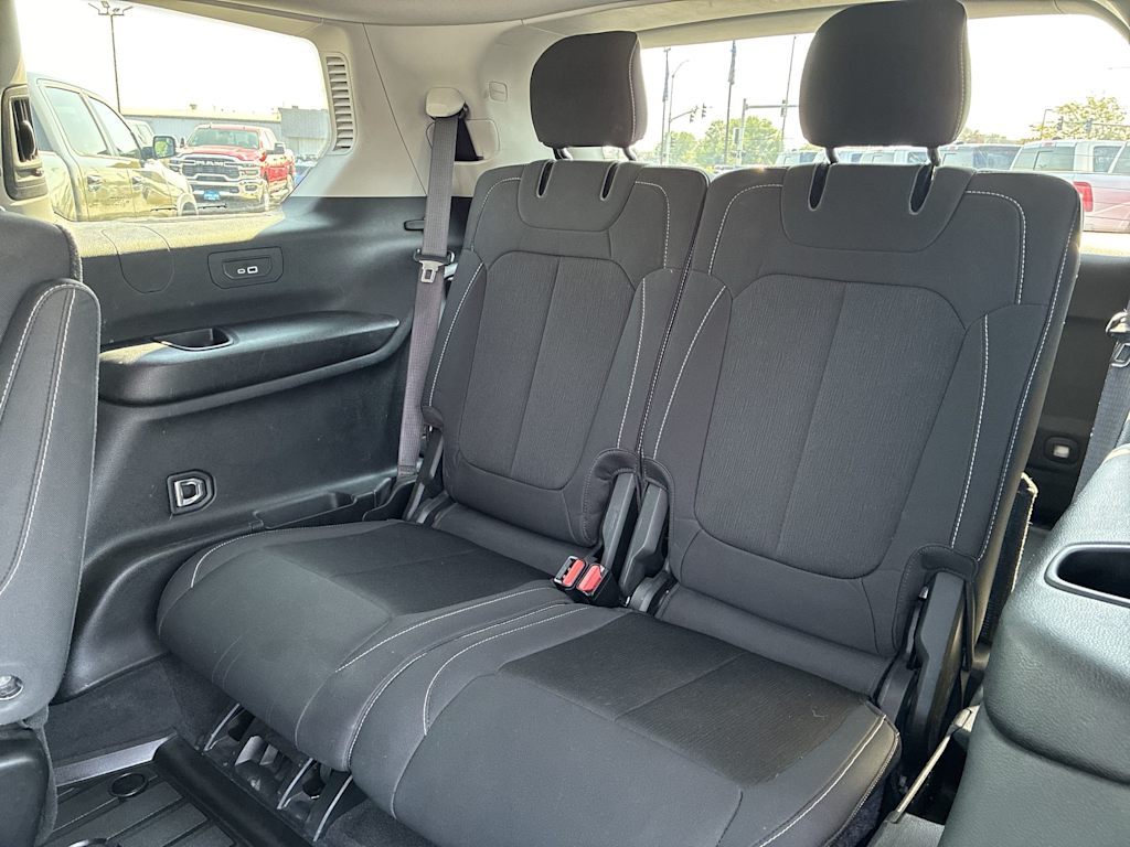 2022 Jeep Grand Cherokee L Laredo - Photo 24
