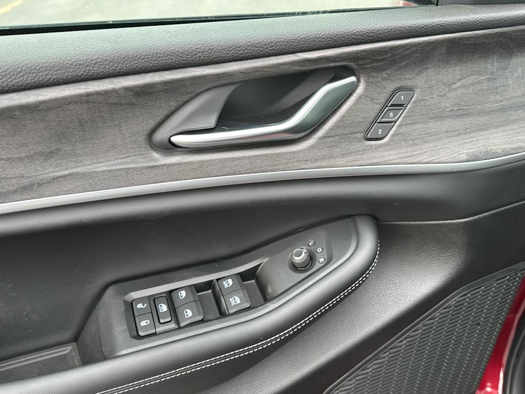 2025 Jeep Grand Cherokee L Limited Edition 22