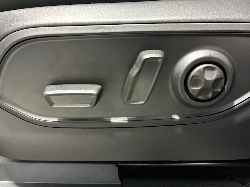 Thumbnail: 2026 Jeep Grand Cherokee L - 20