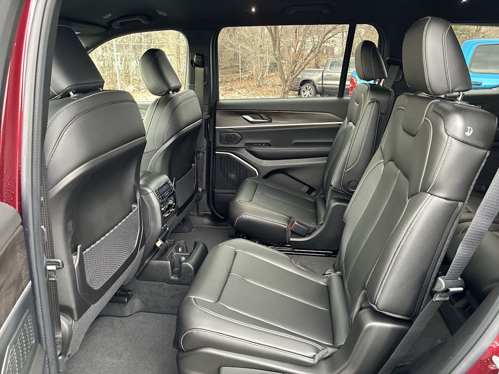 Thumbnail: 2026 Jeep Grand Cherokee L - 11