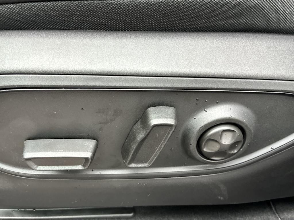 Thumbnail: 2026 Jeep Grand Cherokee L - 19