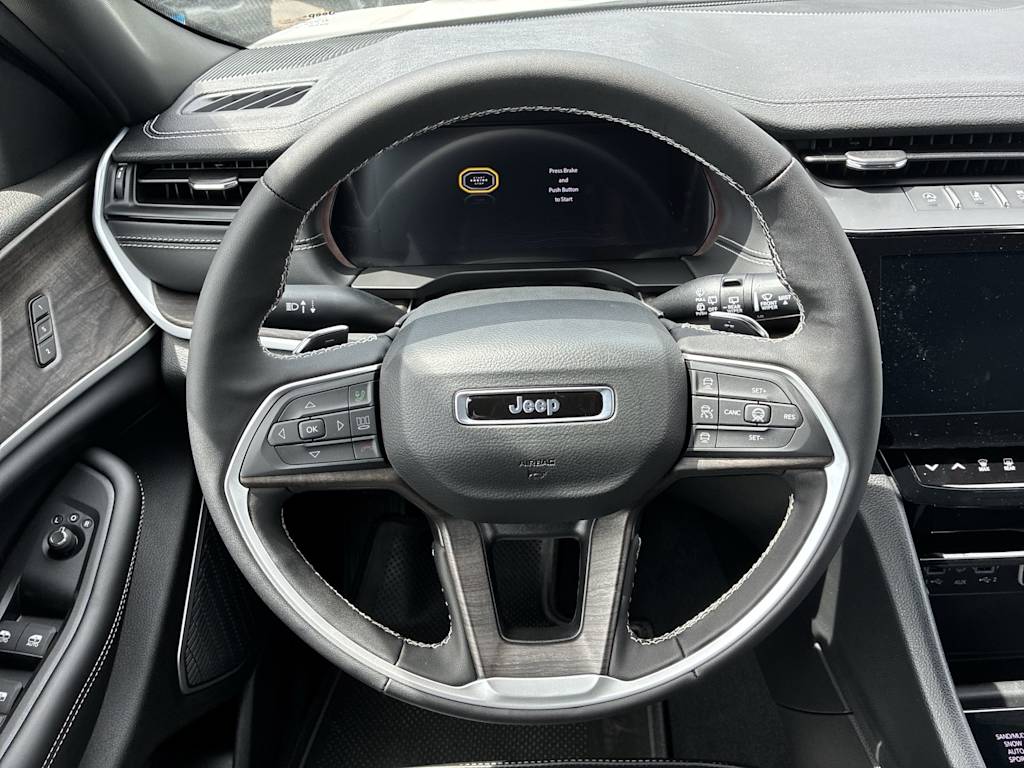 Thumbnail: 2026 Jeep Grand Cherokee L - 2