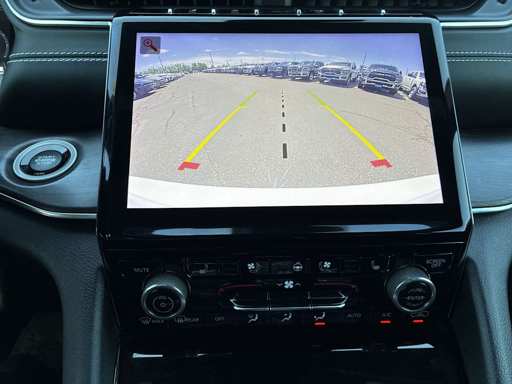 Thumbnail: 2022 Jeep Grand Cherokee L - 25