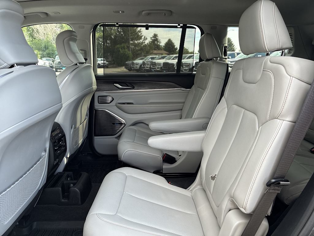 Thumbnail: 2021 Jeep Grand Cherokee L - 9