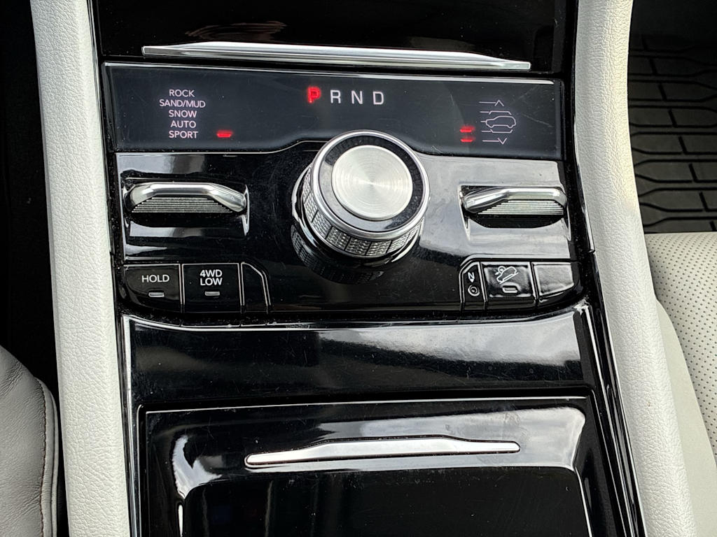 Thumbnail: 2021 Jeep Grand Cherokee L - 22