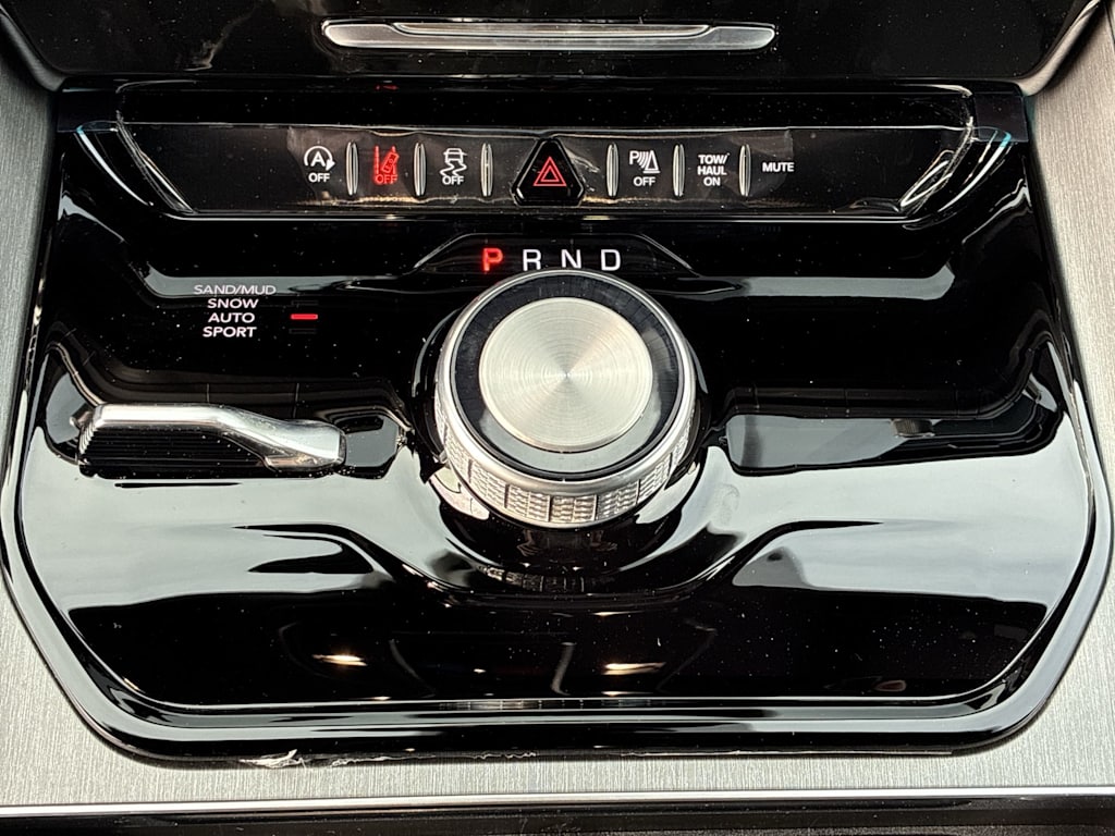 Thumbnail: 2026 Jeep Grand Wagoneer - 5