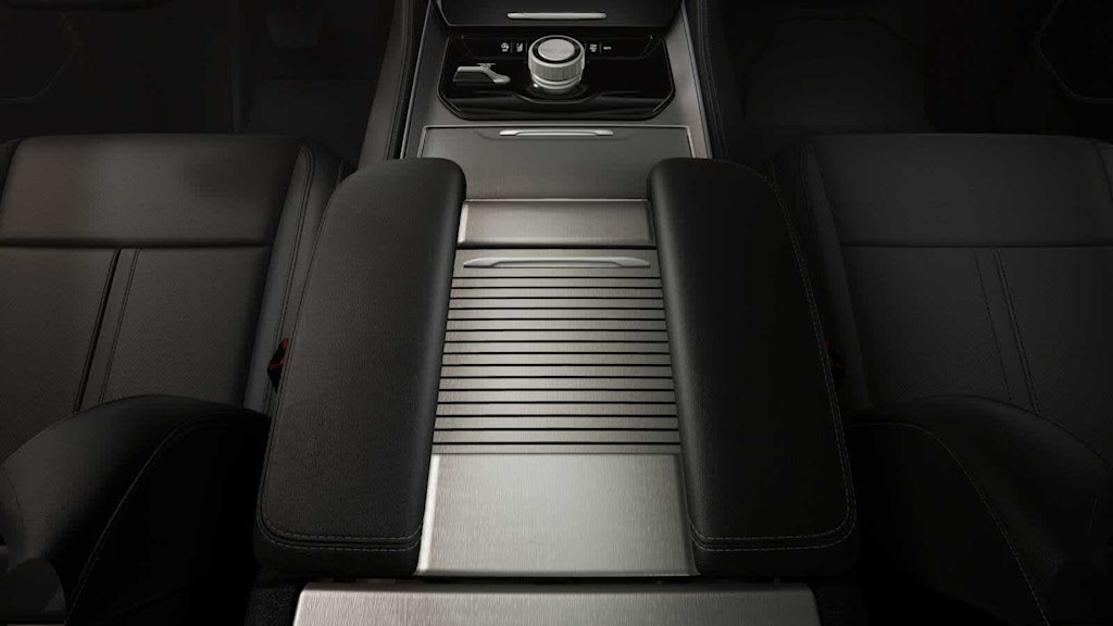 Thumbnail: 2026 Jeep Grand Wagoneer - 9