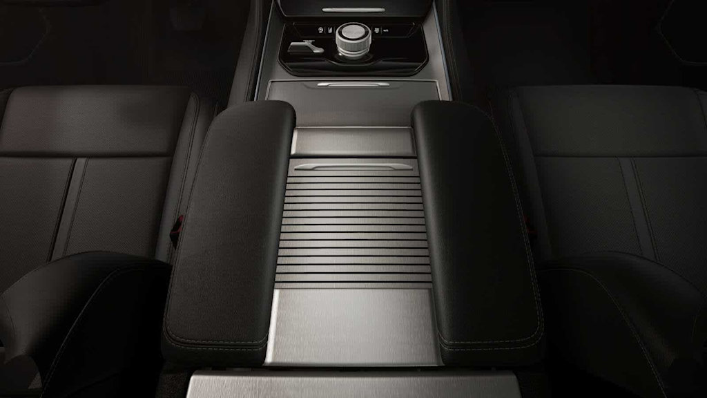 Thumbnail: 2026 Jeep Grand Wagoneer - 9