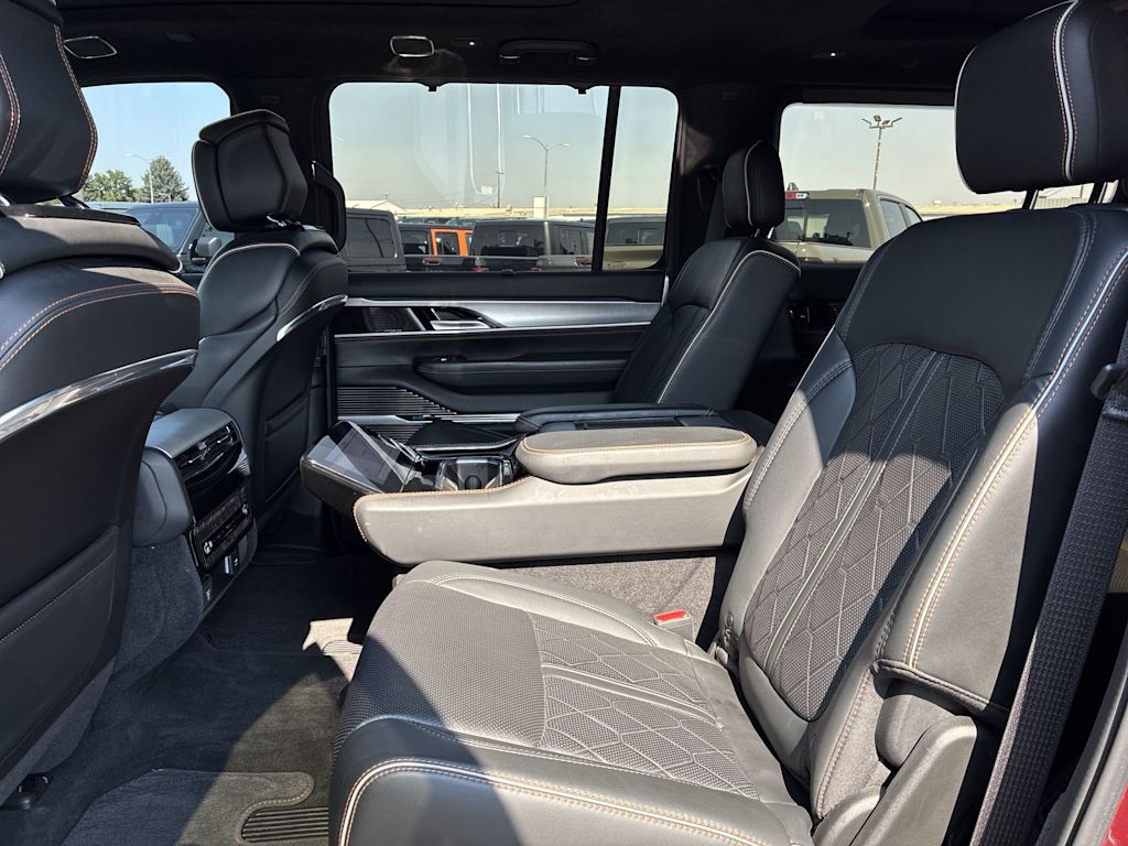 Thumbnail: 2023 Jeep Grand Wagoneer - 11