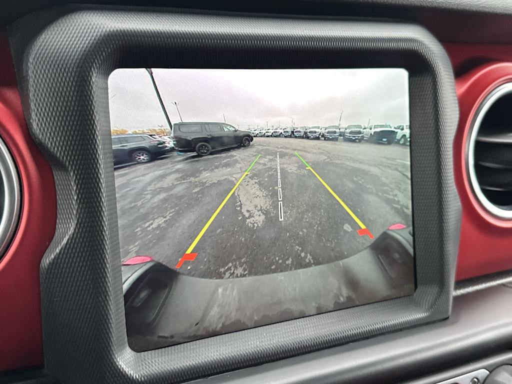 Thumbnail: 2021 Jeep Gladiator - 24