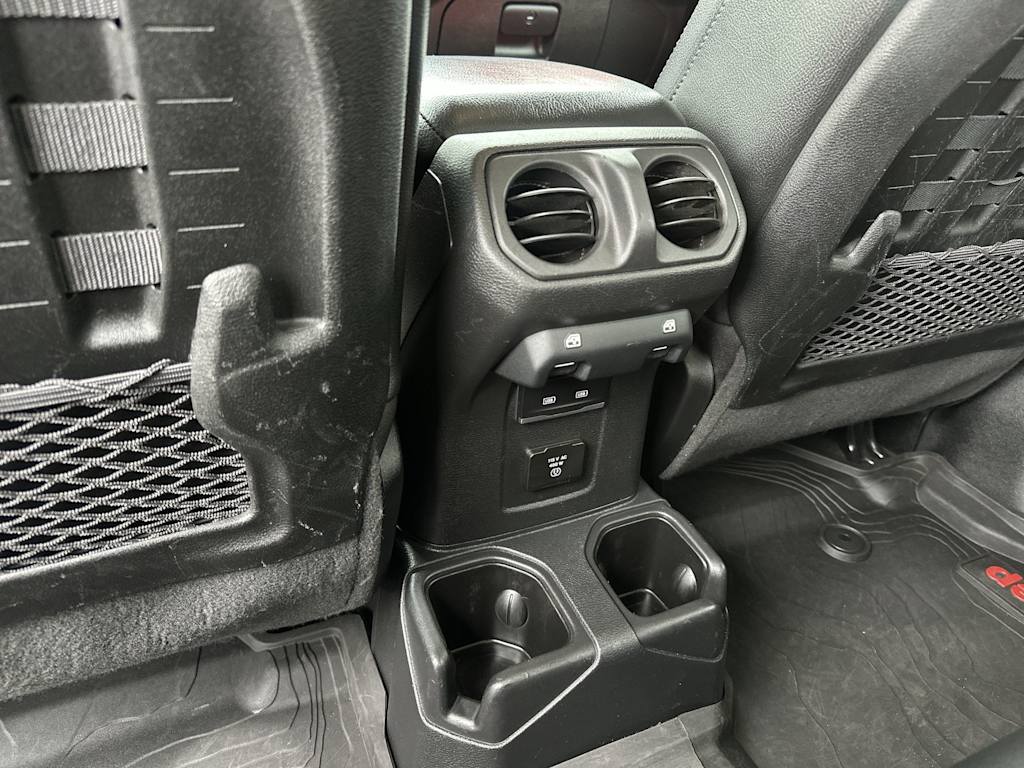 Thumbnail: 2021 Jeep Gladiator - 23