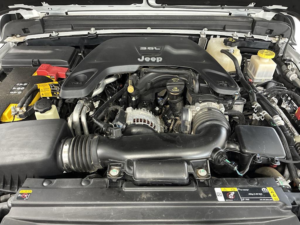 Thumbnail: 2021 Jeep Gladiator - 23