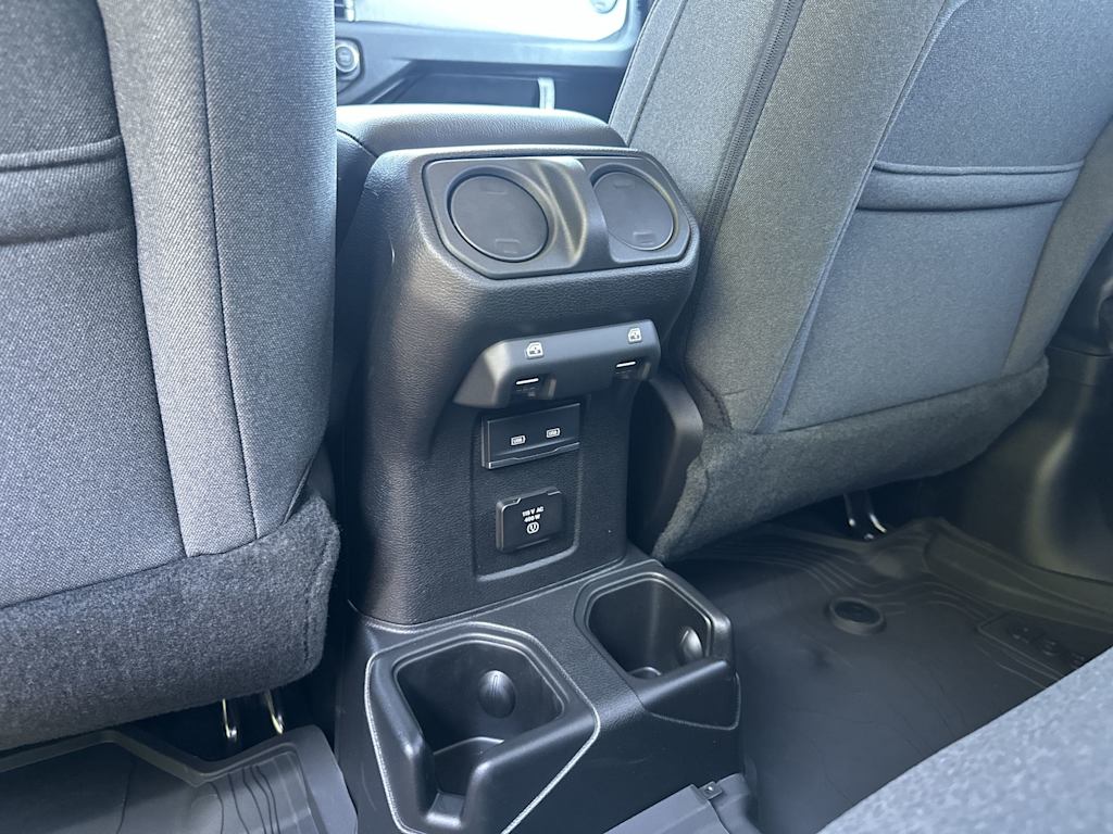 Thumbnail: 2025 Jeep Gladiator - 23