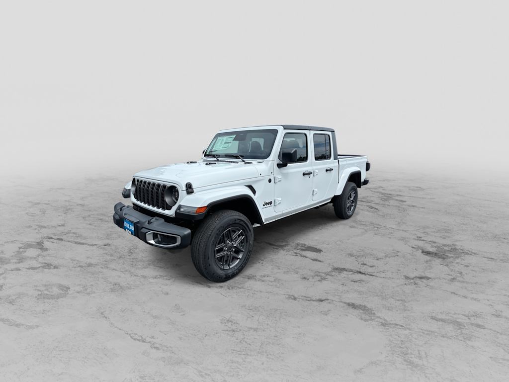 Thumbnail: 2026 Jeep Gladiator - 16