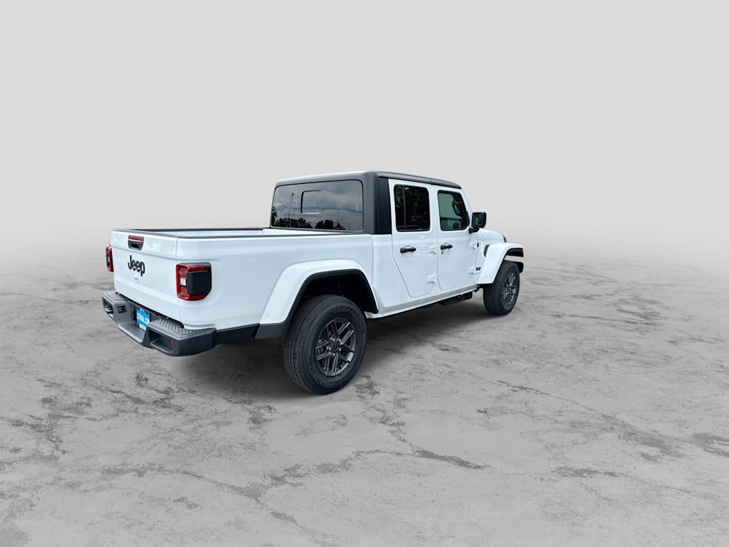 Thumbnail: 2026 Jeep Gladiator - 15