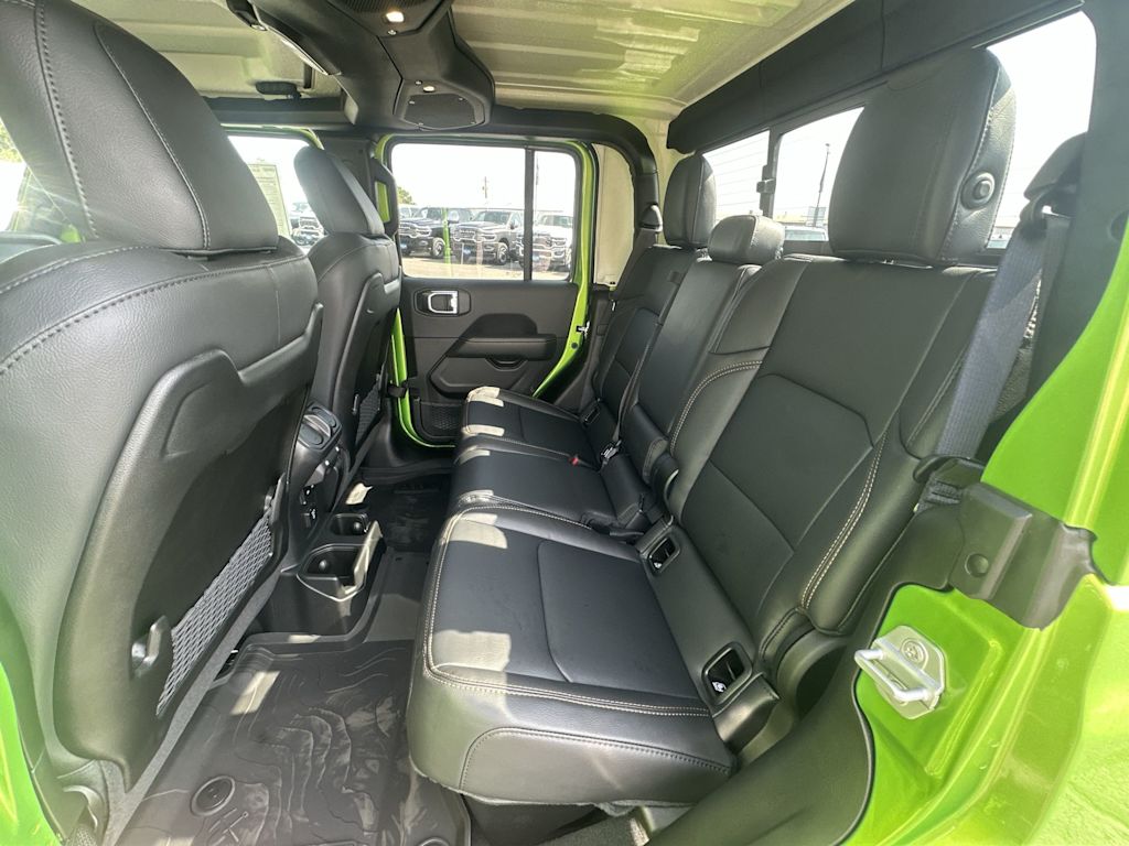 Thumbnail: 2025 Jeep Gladiator - 9